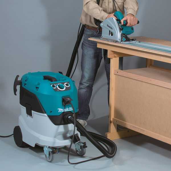 Makita VC4210LX Industrieller Nass-/Trockensauger 42 l<br>