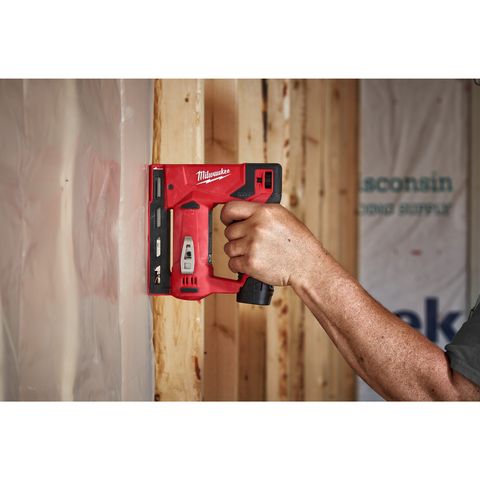 Milwaukee M12BST-0 Akku-Tacker<br>