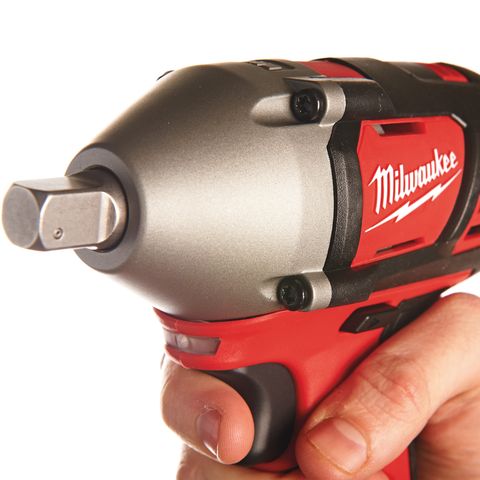 Milwaukee M18BIW12-402C Akku-Schlagschrauber<br>