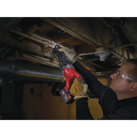 Milwaukee M18BSX-402C Akku-Säbelsäge<br>