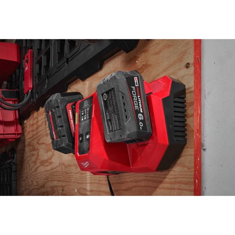 Milwaukee M18DBSC Schnellladegerät<br>