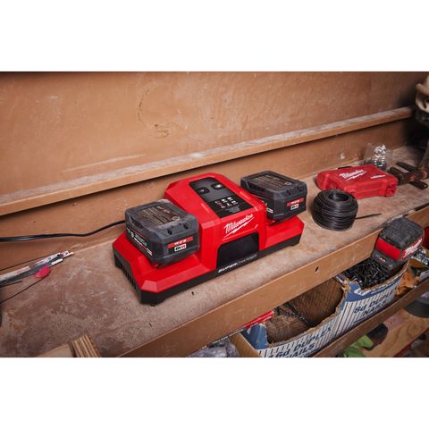 Milwaukee M18DBSC Schnellladegerät<br>