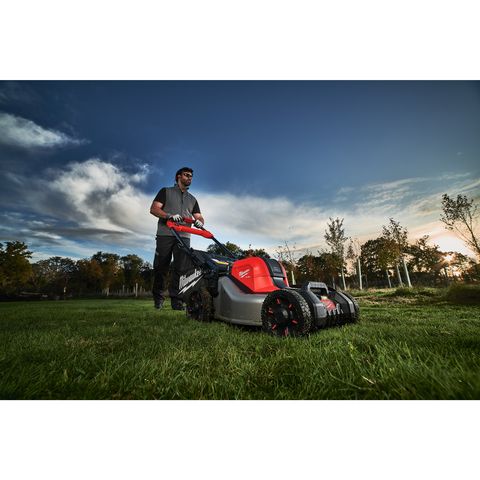 Milwaukee M18F2LM46-802 Akku-Rasenmäher<br>