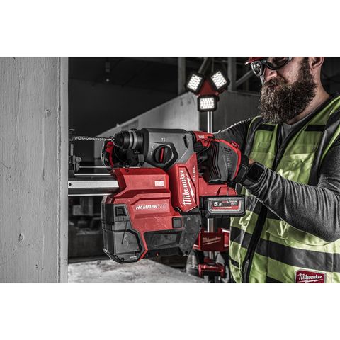 Milwaukee M18FDDEXL-0 Staubabsaugung<br>