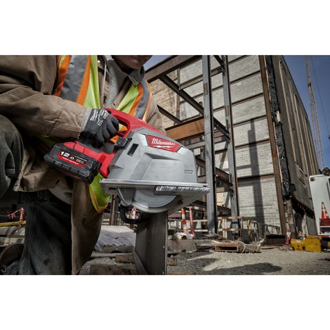 Milwaukee M18FMCS66-0C Akku-Metallkreissäge<br>