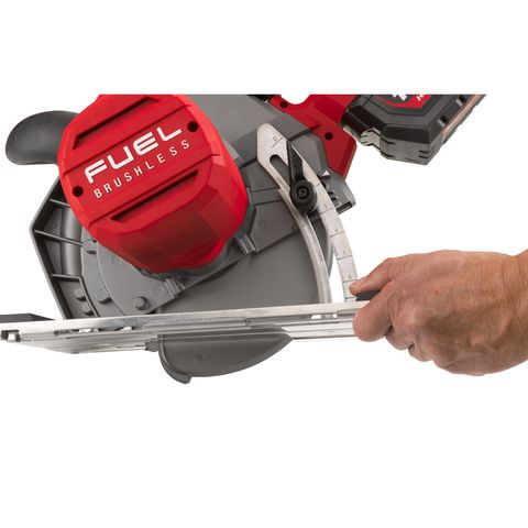 Milwaukee M18FMCS66-121C Akku-Metallkreissäge<br>