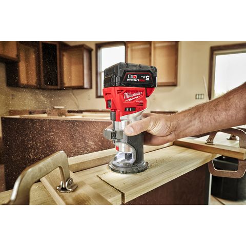 Milwaukee M18FTR8-0X Akku-Kantenfräse<br>