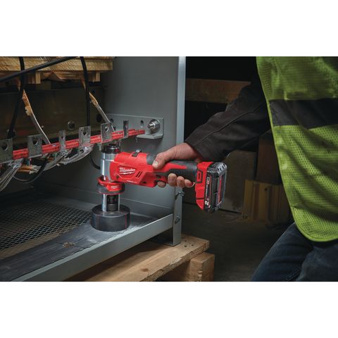 Milwaukee M18HKP-201C Akku-Lochstanzer<br>