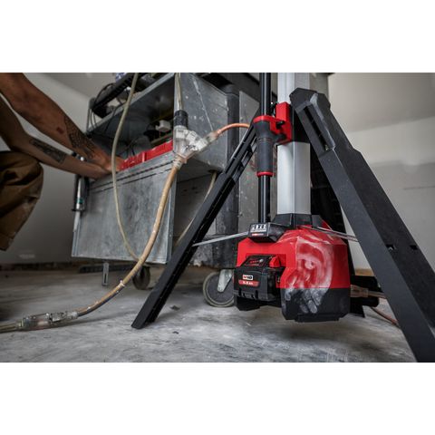 Milwaukee M18HOSALC-0 Akku-Baustrahler<br>