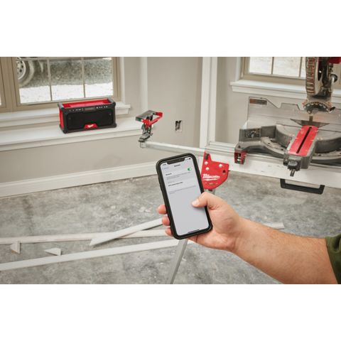 Milwaukee M18PRCDAB+-0 Netz-/Akku-Radio<br>