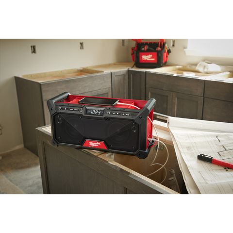 Milwaukee M18PRCDAB+-0 Netz-/Akku-Radio<br>