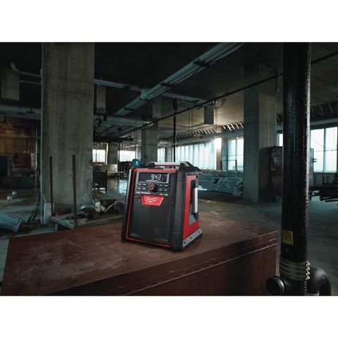 Milwaukee M18RC-0 Netz-/Akku-Radio<br>