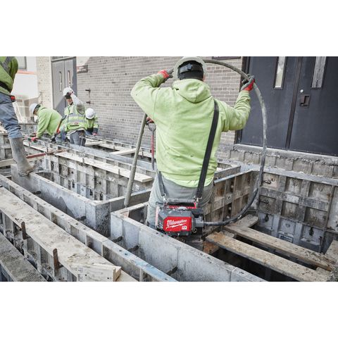 Milwaukee MXFCVBCKIT-602 Akku-Betonverdichter<br>