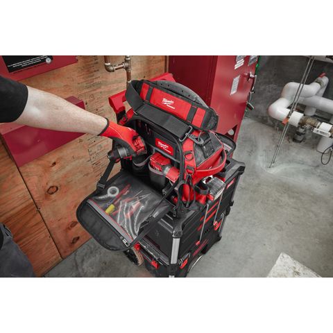 Milwaukee PACKOUT 38 cm geschlossene Werkzeugtasche<br>