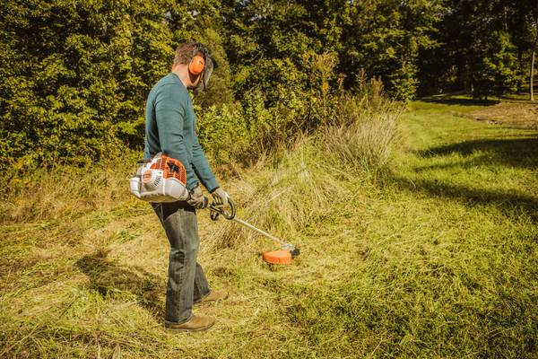 Stihl FS 240 R Freischneider<br>