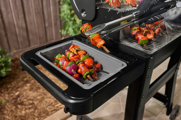 Weber WORKS Box und Schneidebrett -