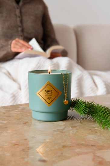 Maison Berger Duftkerze Sapin Givré mit goldenem Armband
