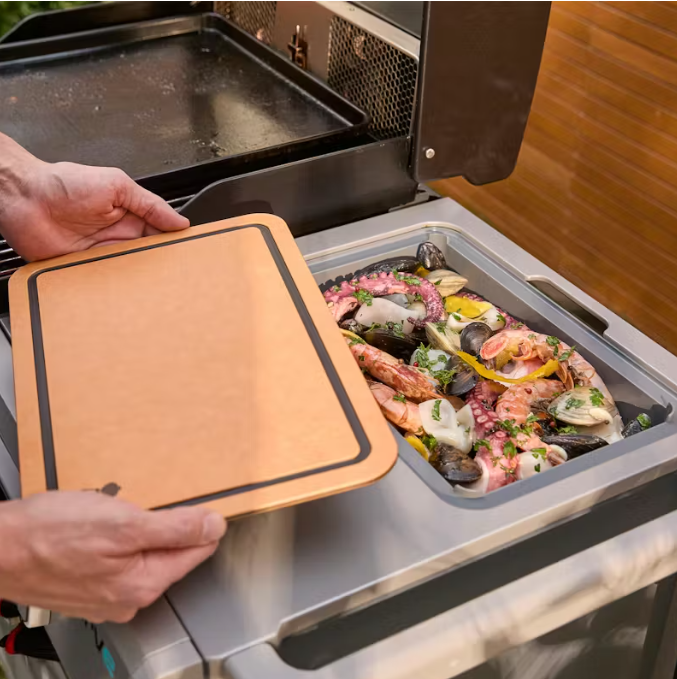 Weber Works Aufbewahrungsbox mit Schneidebrett-Deckel