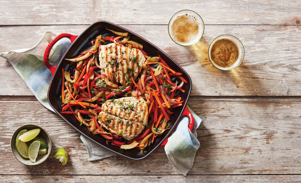 Le Creuset Grillplatte flach, rechteckig aus Gusseisen 30 cm kirschrot