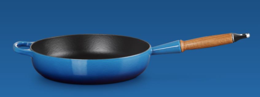 Sautépfanne Signature aus Gusseisen mit Holzgriff von Le Creuset, 28 cm