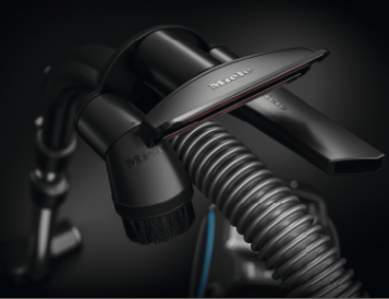 Miele Staubsauger Boost CX1 Cat & Dog PowerLine Obsidianschwarz