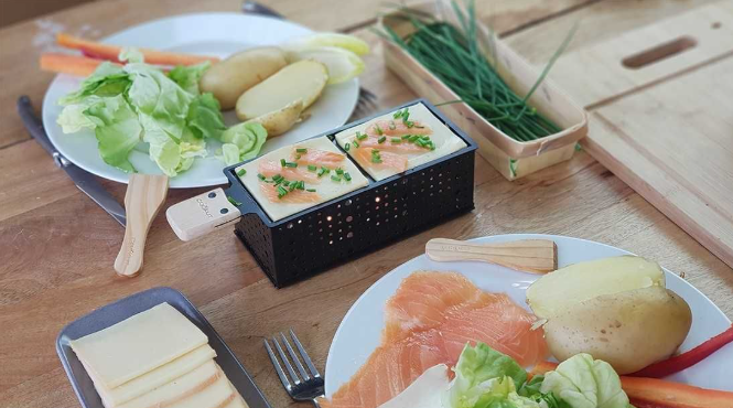 Cookut Raclette- und Fondue-Set mit Kerzen