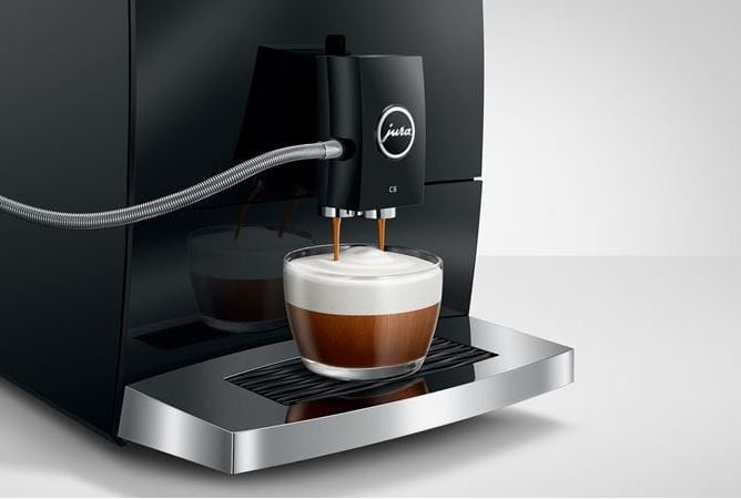 Jura Kaffeevollautomat C8 Piano Black (SA) 15604 inklusive Starterpaket Zemp AG*