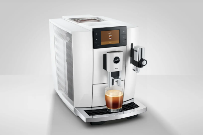 Jura Kaffeevollautomat E8 Piano White (SD) 15748 inklusive Starterpaket Zemp AG*