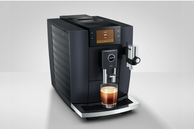 Jura Kaffeevollautomat E8 Cosmic Black (SD) 15750 inklusive Starterpaket Zemp AG*