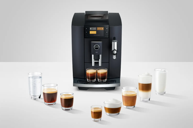 Jura Kaffeevollautomat E8 Cosmic Black (SD) 15750 inklusive Starterpaket Zemp AG*