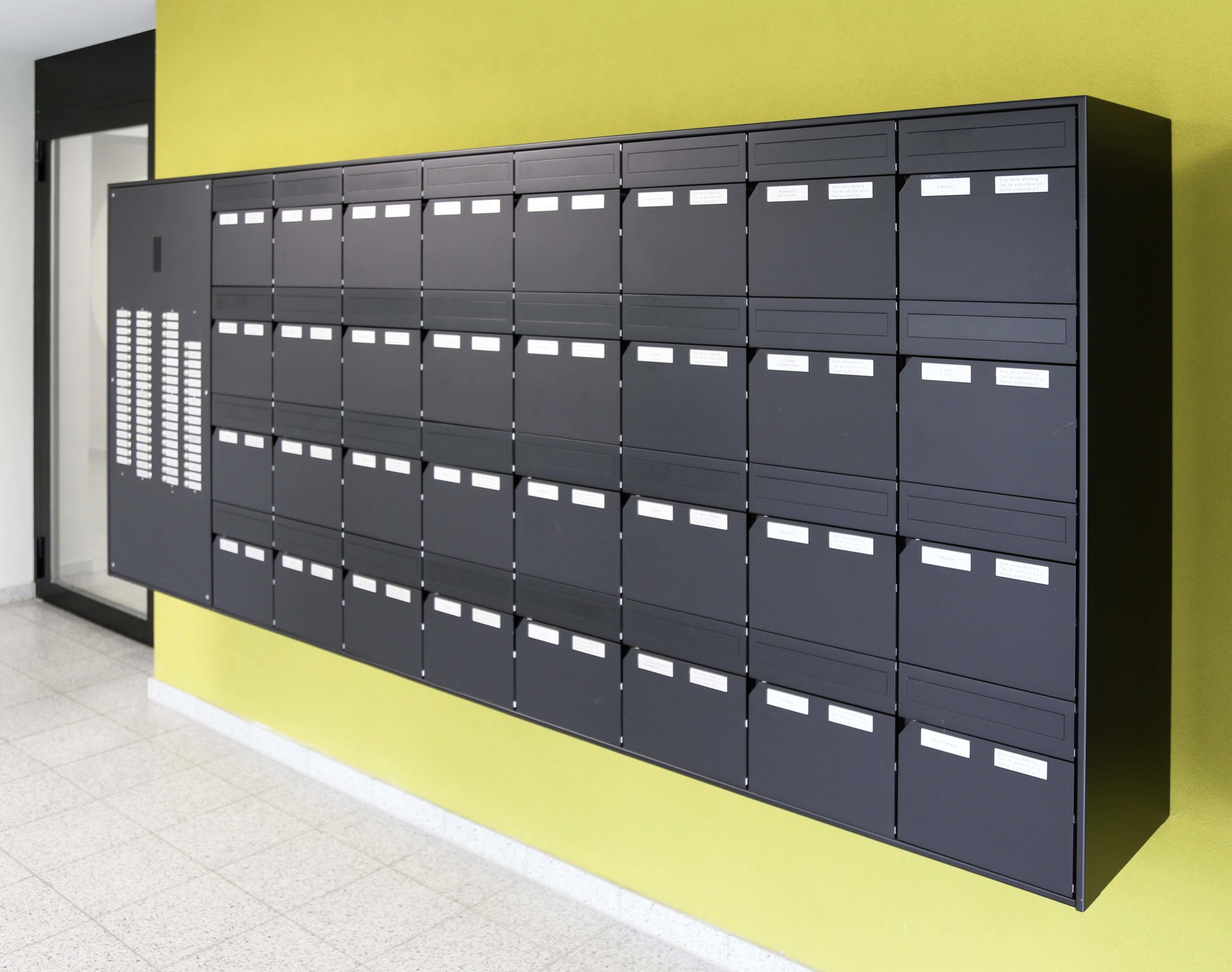 Briefkastenanlagen / Paketfachlösungen – Preise auf Anfrage