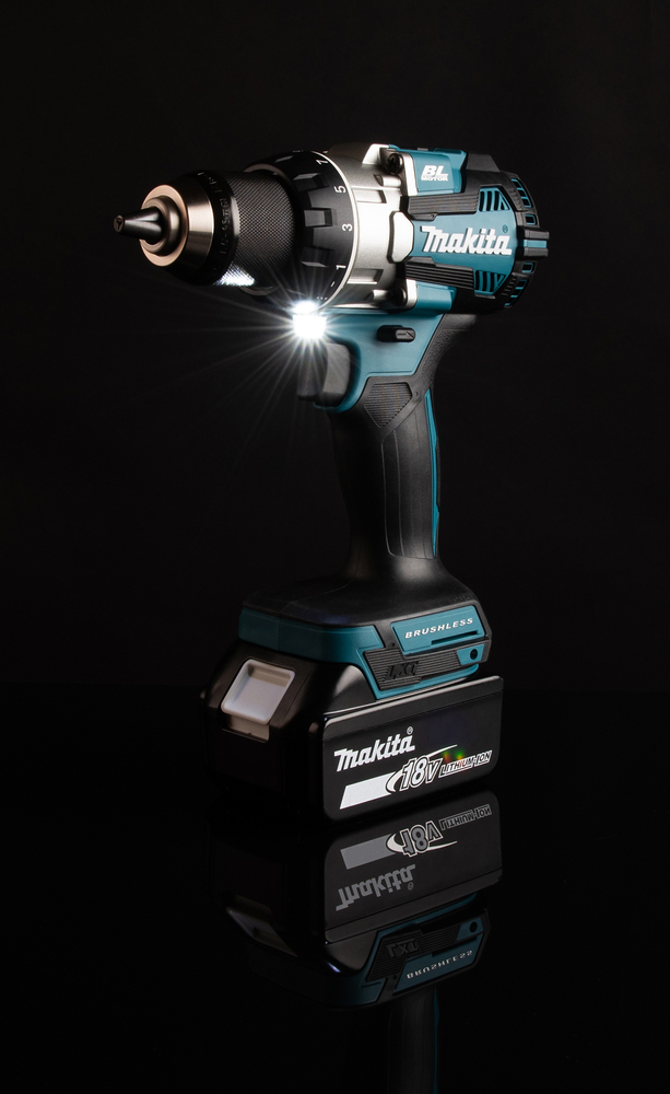 Makita Akku Bohrschrauber 18V, mit 2 x 5.0 Ah Akkus & Ladegerät