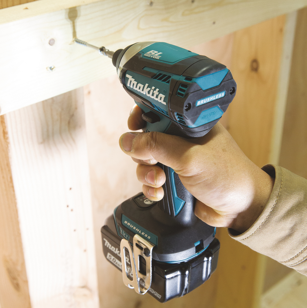 Makita Akku Schlagschrauber 18V, ohne Akkus, ohne Ladegerät