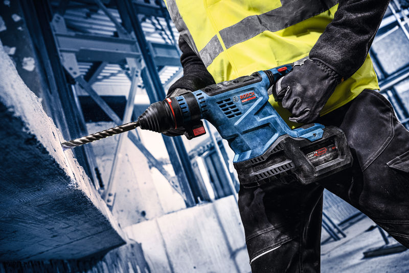 Bosch Akku-Bohrhammer<br>