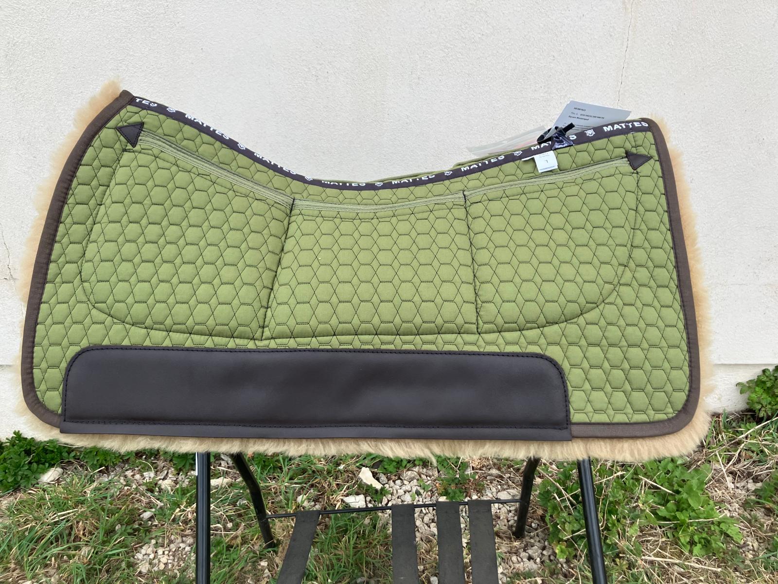 Mattes Square Western Pad<br>