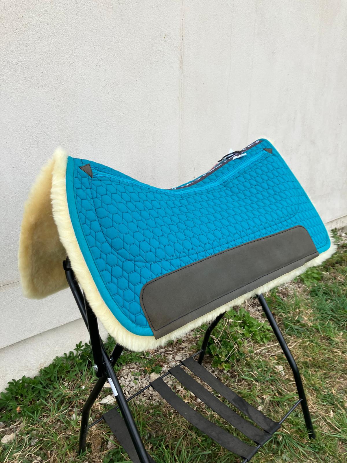 Mattes Square Western Pad<br>