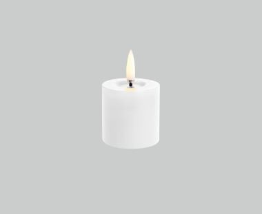 Indoorkerze LED mit Schmelzoptik und Timer<br> Grösse: 5 x 4.5 cm