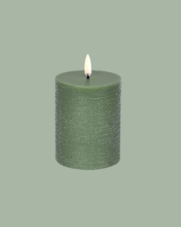Indoorkerze LED Oliven gr&uuml;n mit Timer<br> Grösse: 7.8 x 10 cm