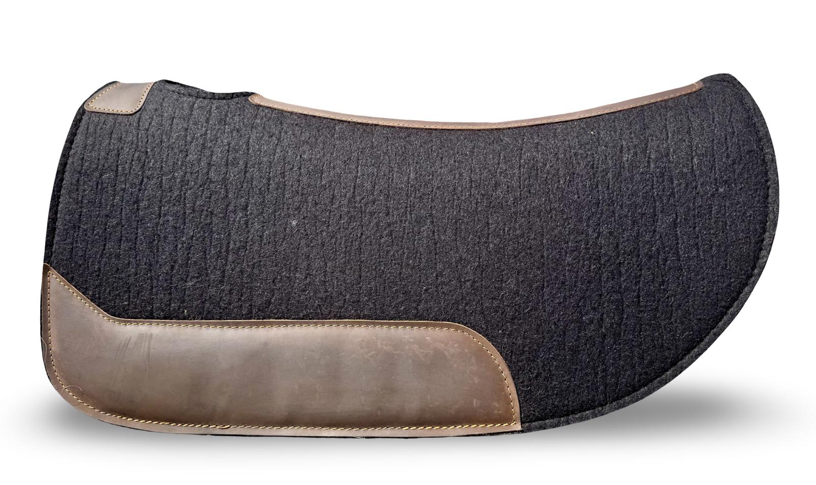 Filzpad Roundskirt by saddles-tack.ch<br>
